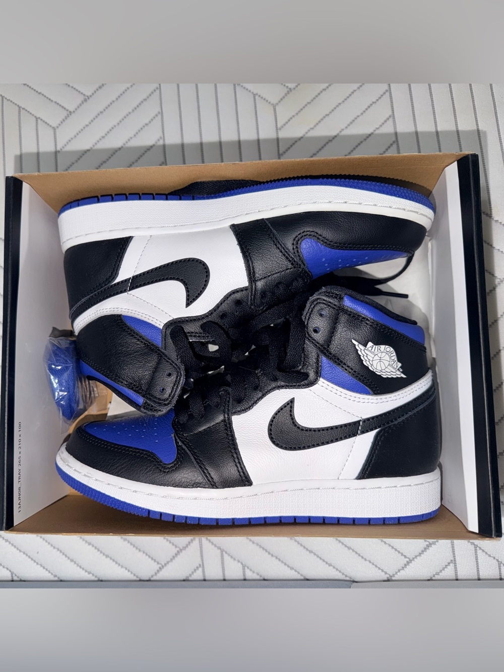 Jordan Air Jordan 1 Mid Black White Royal Blue